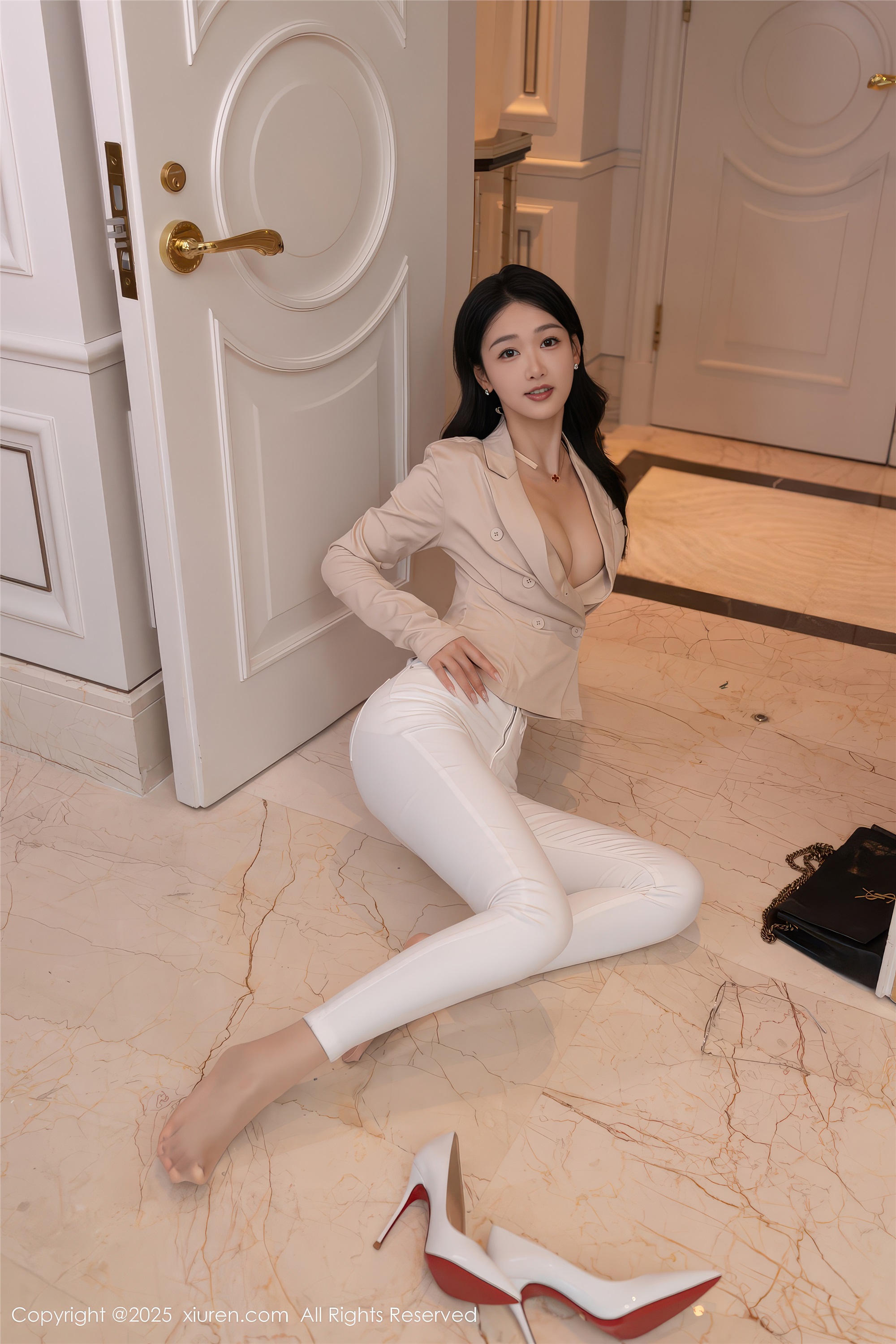 Xiuren秀人网 2025.12.01 NO.11053 唐安琪